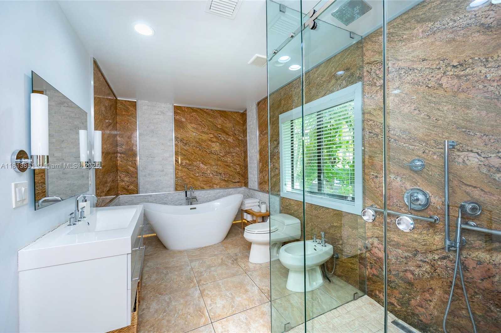 Small Image of 1240 CAMPAMENTO AVE, Coral Gables Number 29