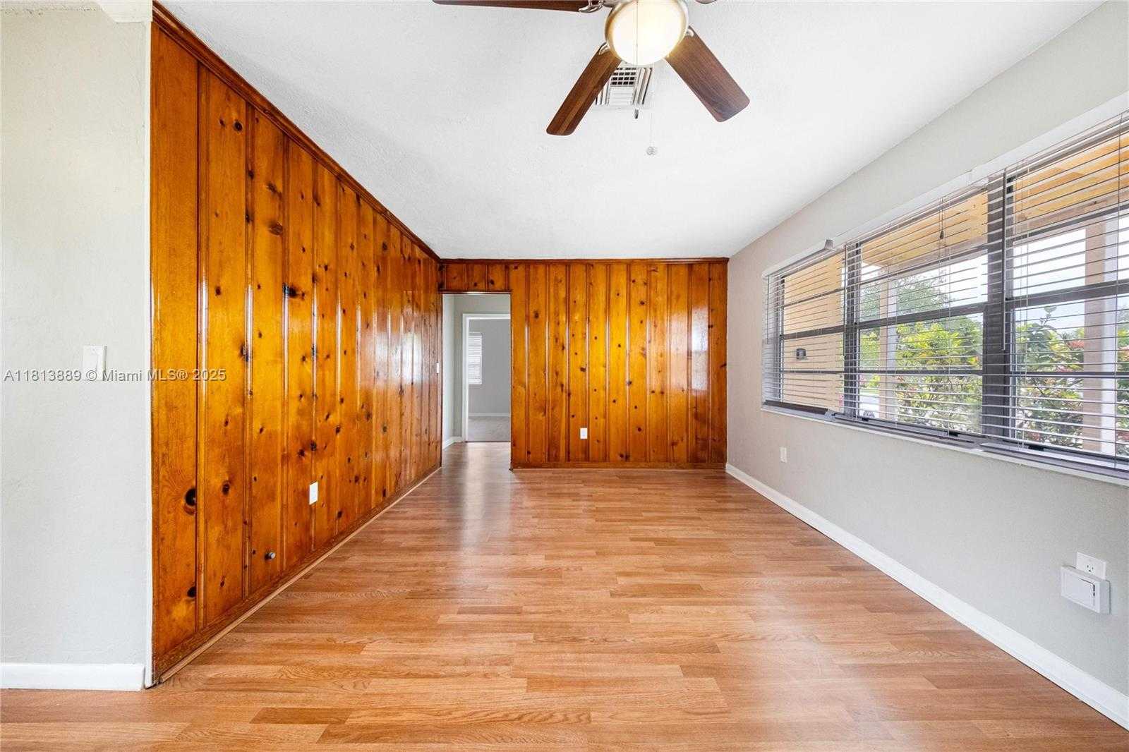 Small Image of 2431 RODMAN ST, Hollywood Number 8