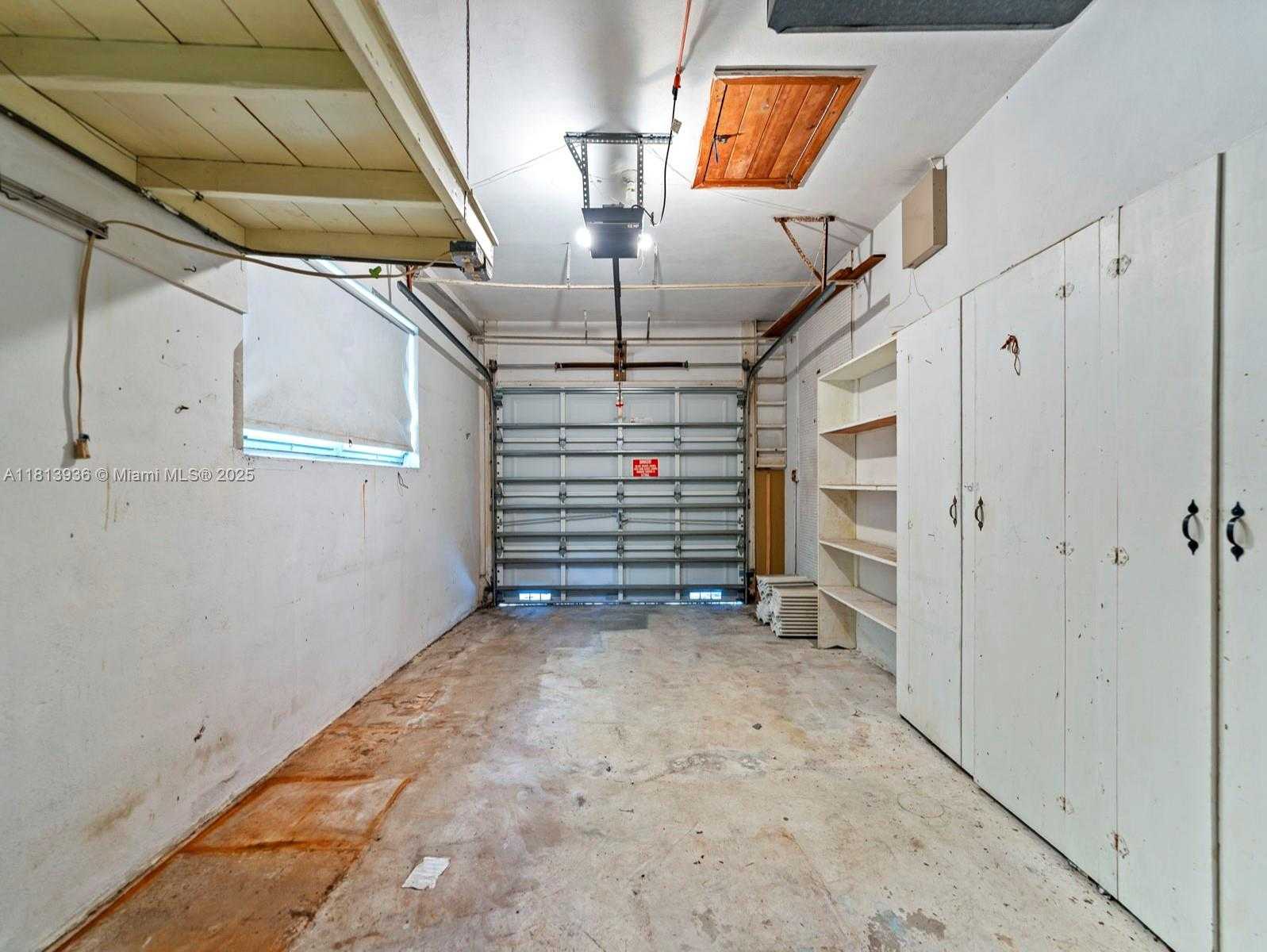 Small Image of 12480 KEYSTONE ISLAND DR, North Miami Number 14