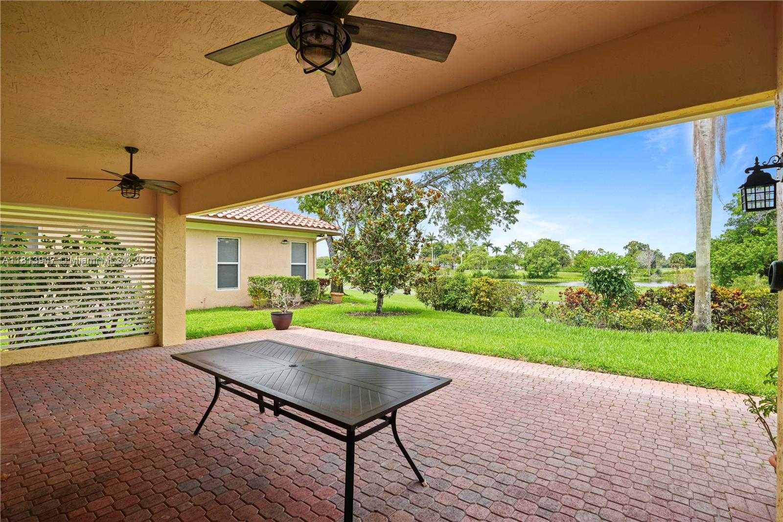 Small Image of 720 CYPRESS POINTE DR W, Pembroke Pines Number 41