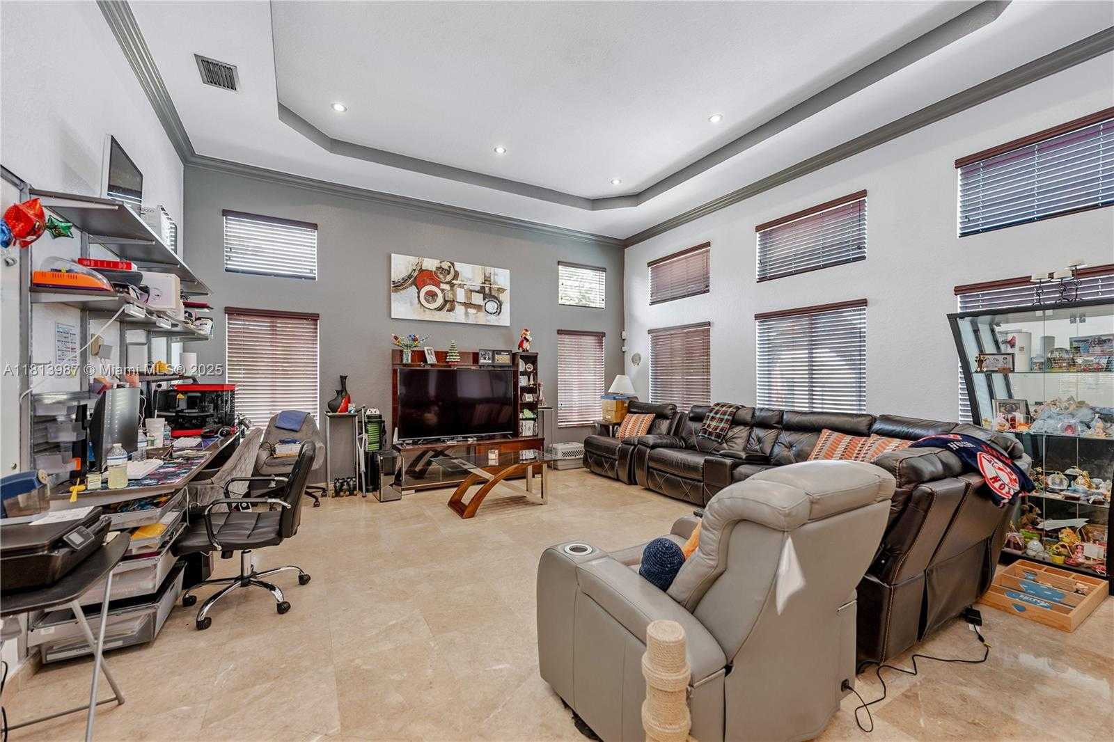 Small Image of 19686 SOUTH WEST 130TH AVE RD, Miami Number 26