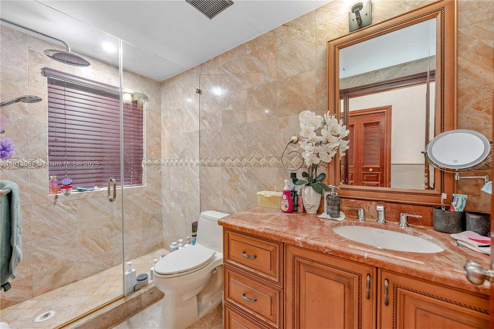 Small Image of 19686 SOUTH WEST 130TH AVE RD, Miami Number 38