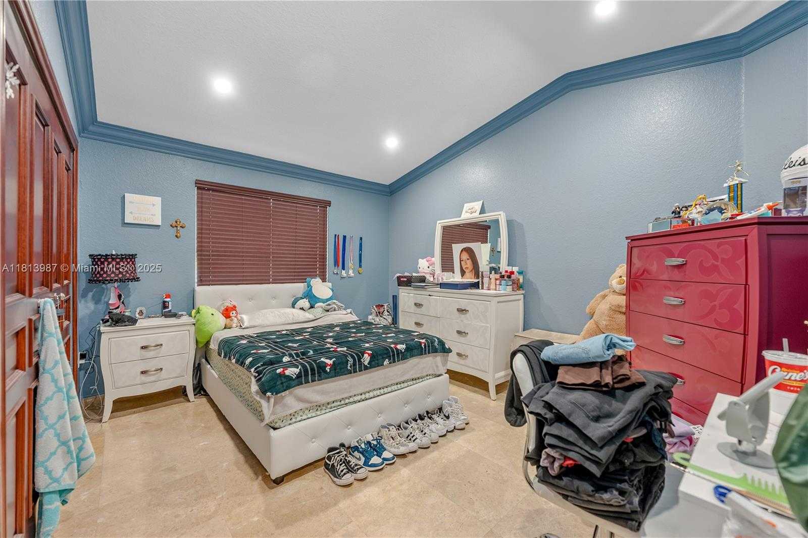 Small Image of 19686 SOUTH WEST 130TH AVE RD, Miami Number 39