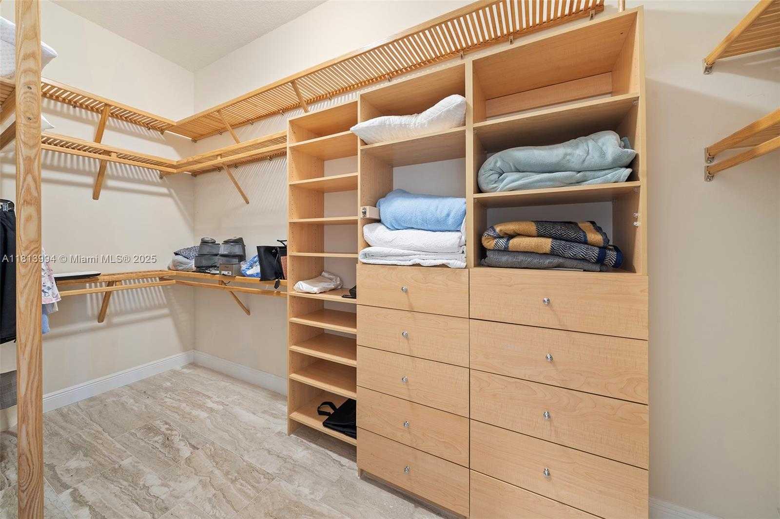 Small Image of 1445 COMMODORE WAY, Hollywood Number 31