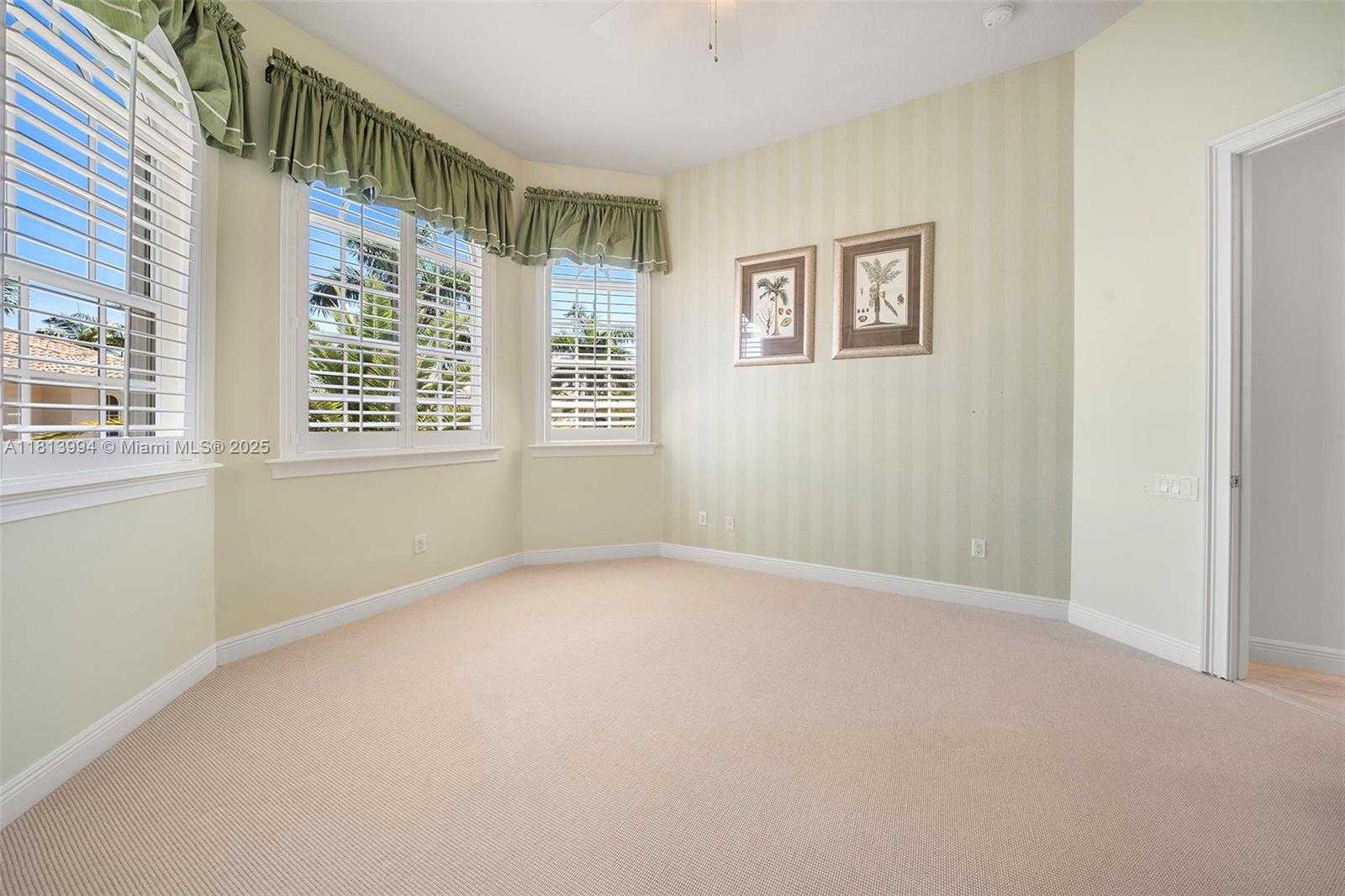 Small Image of 1445 COMMODORE WAY, Hollywood Number 40