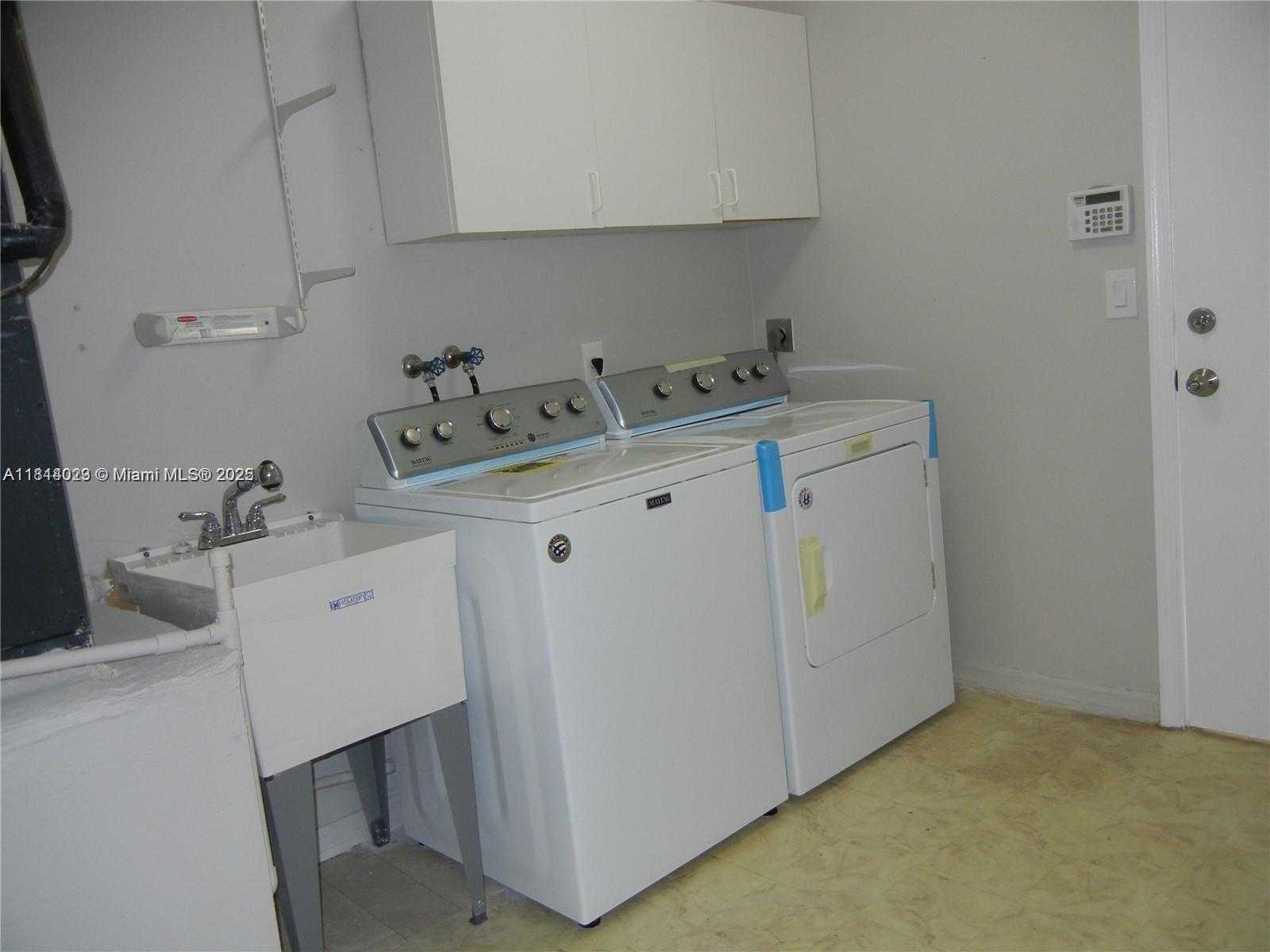 Small Image of 495 SOUTH WEST 183RD WAY, Pembroke Pines Number 38