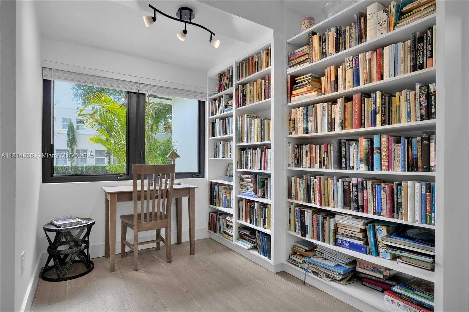 Small Image of 1216 WALLACE ST, Coral Gables Number 10