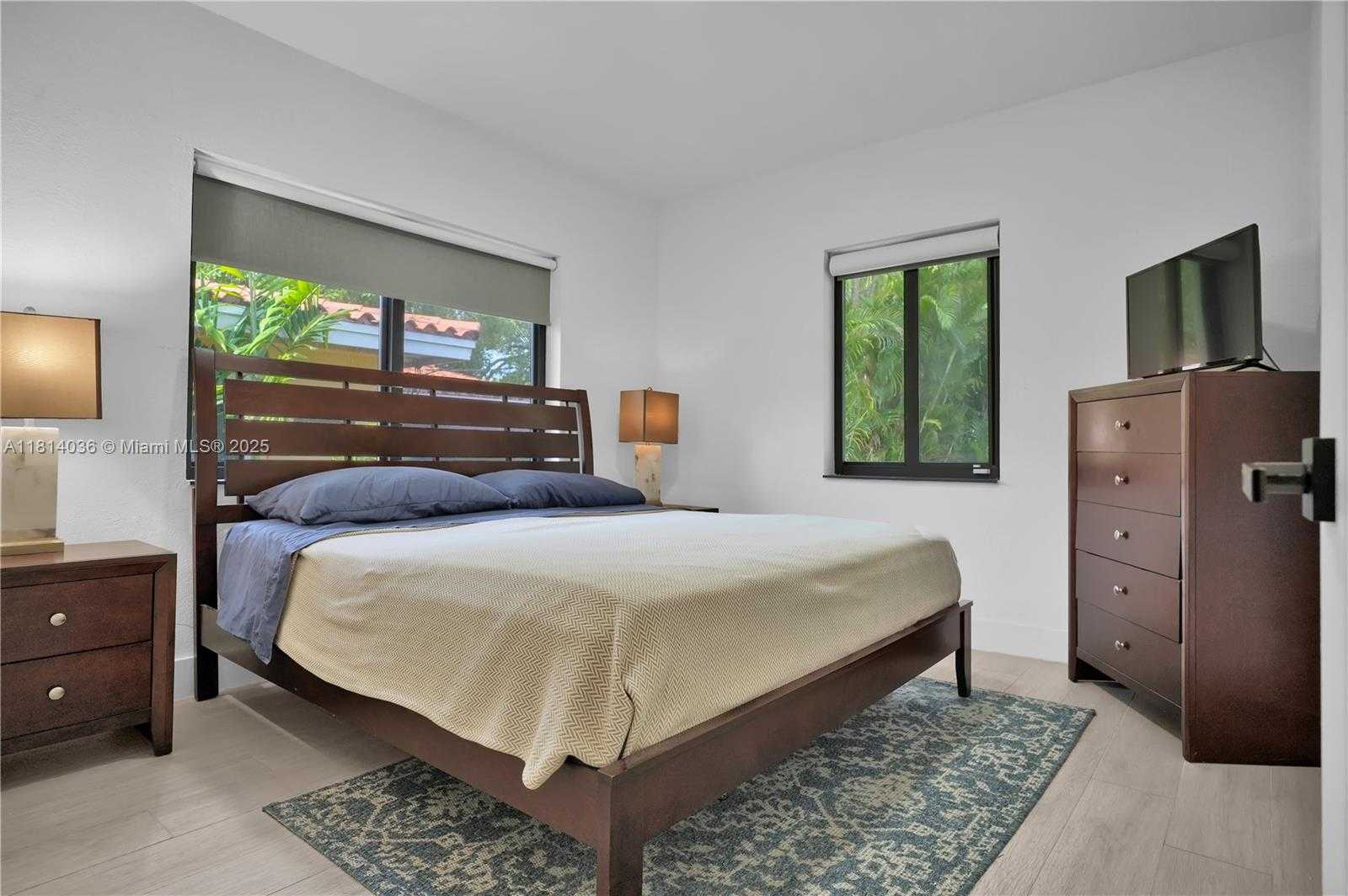 Small Image of 1216 WALLACE ST, Coral Gables Number 11