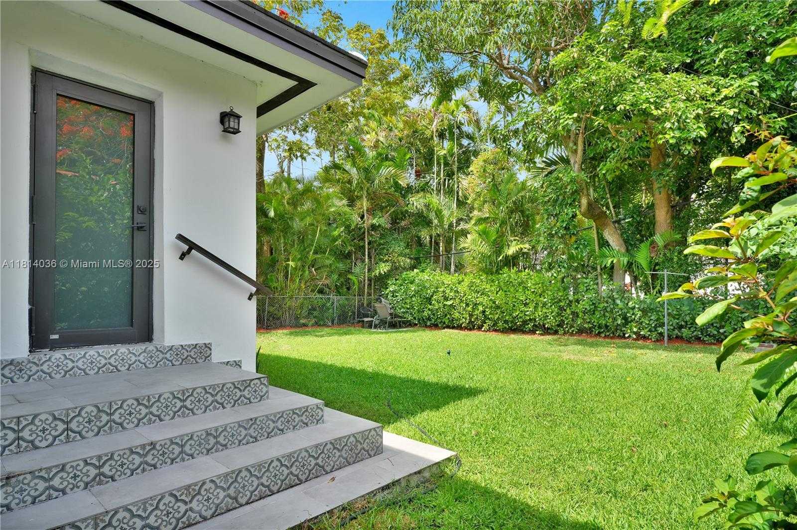Small Image of 1216 WALLACE ST, Coral Gables Number 18