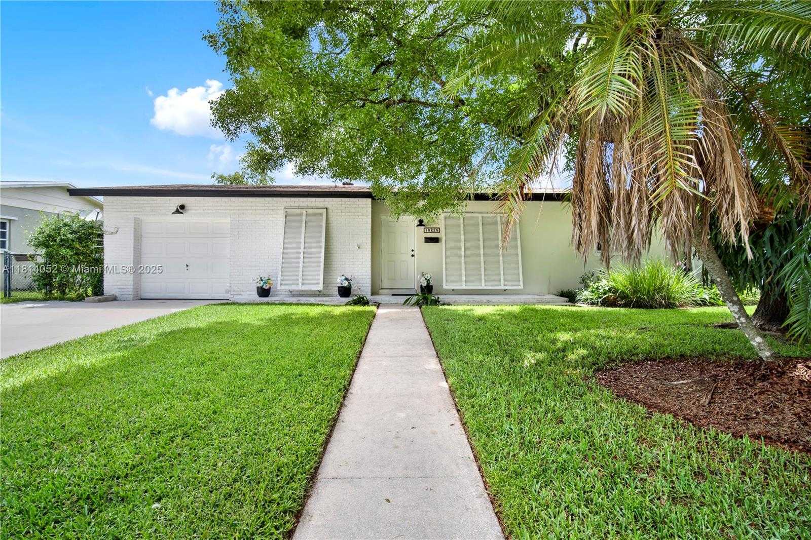 Small Image of 18225 SOUTH WEST 94TH AVE, Palmetto Bay Number 31
