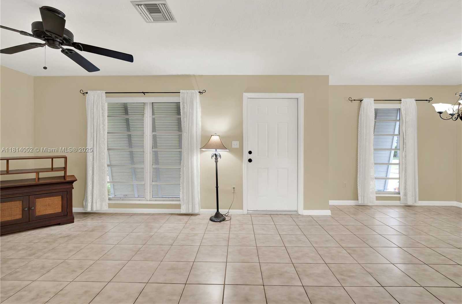 Small Image of 18225 SOUTH WEST 94TH AVE, Palmetto Bay Number 5