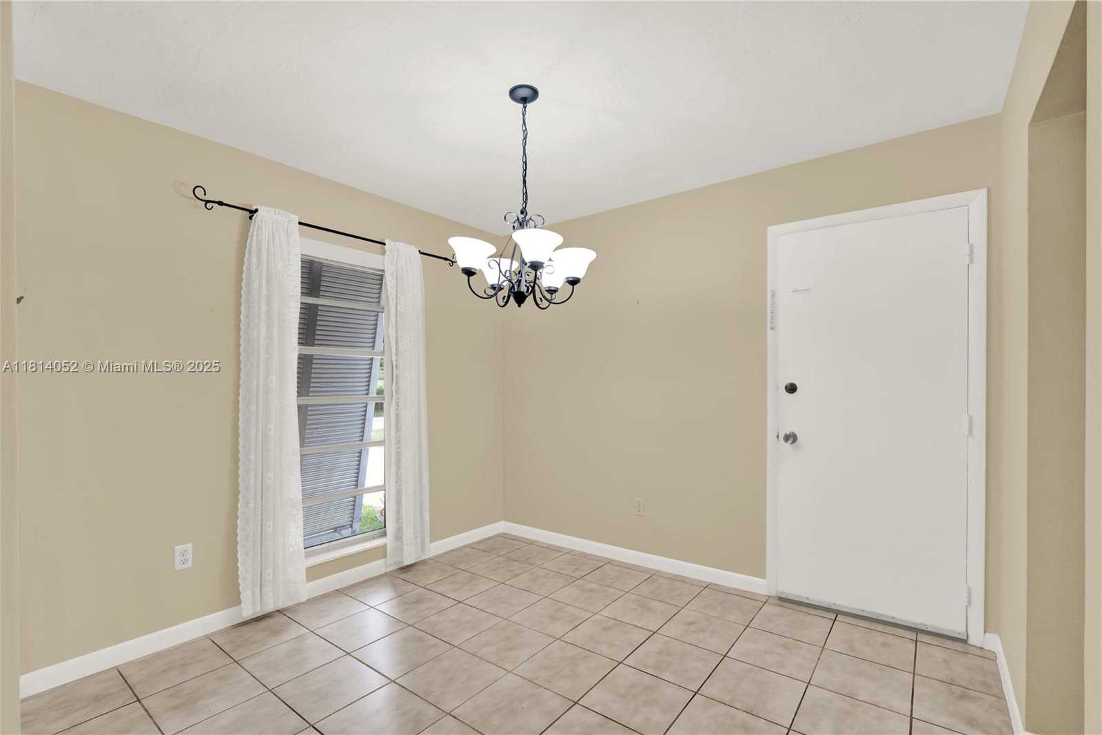 Small Image of 18225 SOUTH WEST 94TH AVE, Palmetto Bay Number 6
