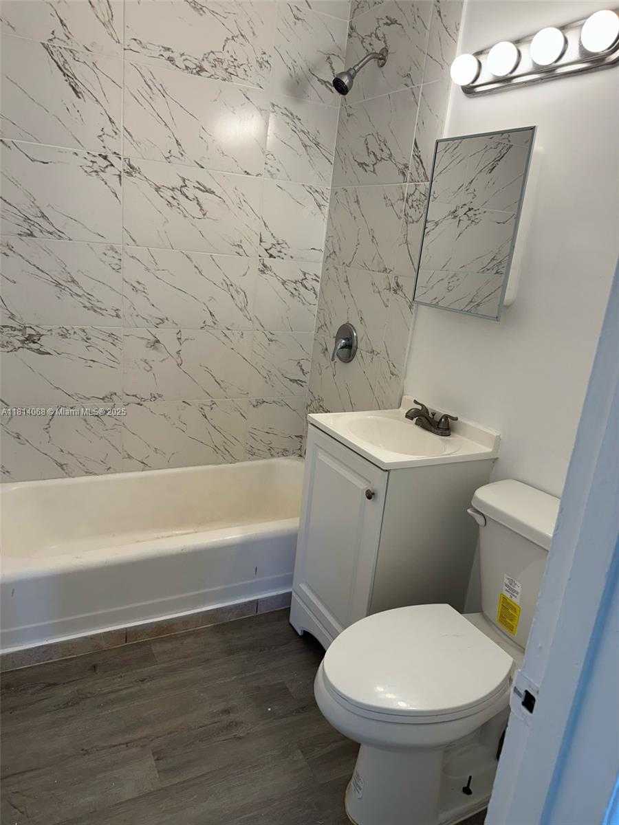 Small Image of 5019 NORTH EAST 19TH TER, Pompano Beach Number 19