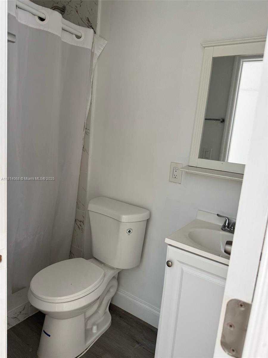 Small Image of 5019 NORTH EAST 19TH TER, Pompano Beach Number 22