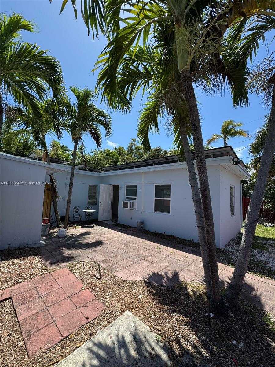 Small Image of 5019 NORTH EAST 19TH TER, Pompano Beach Number 24
