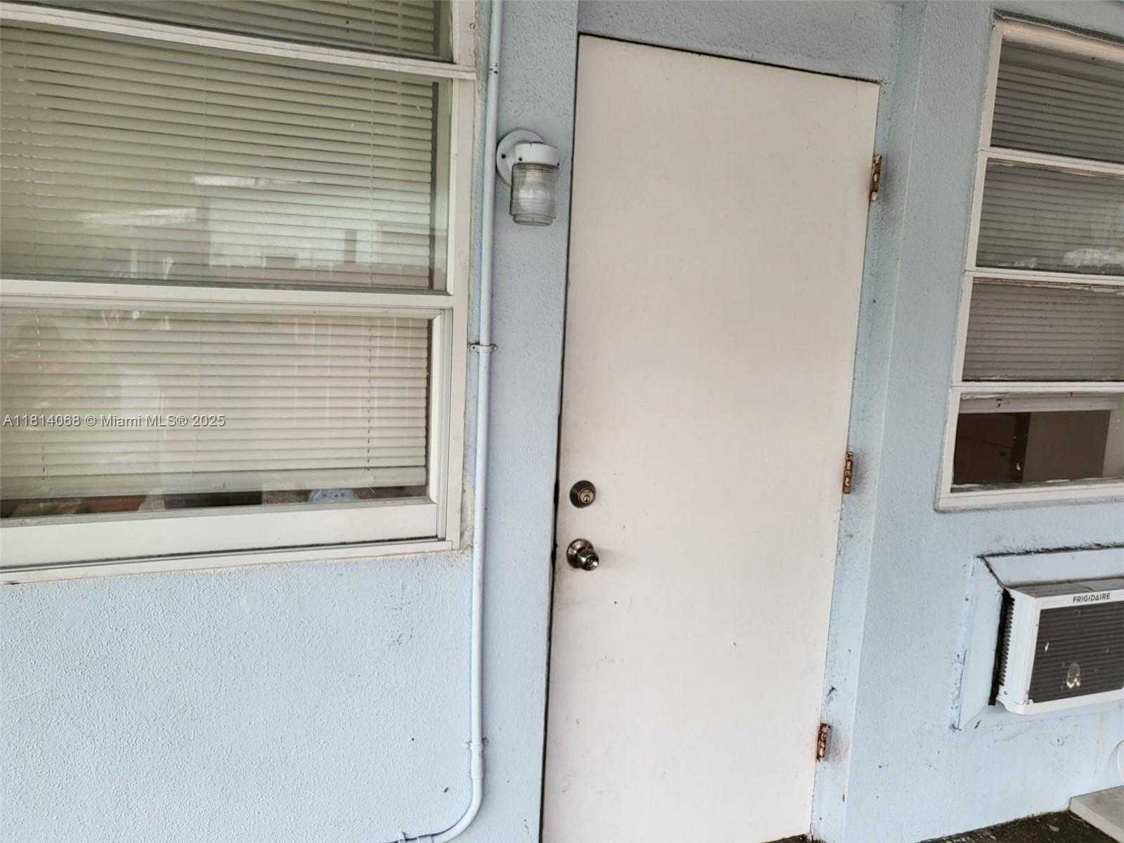 Small Image of 5019 NORTH EAST 19TH TER, Pompano Beach Number 8