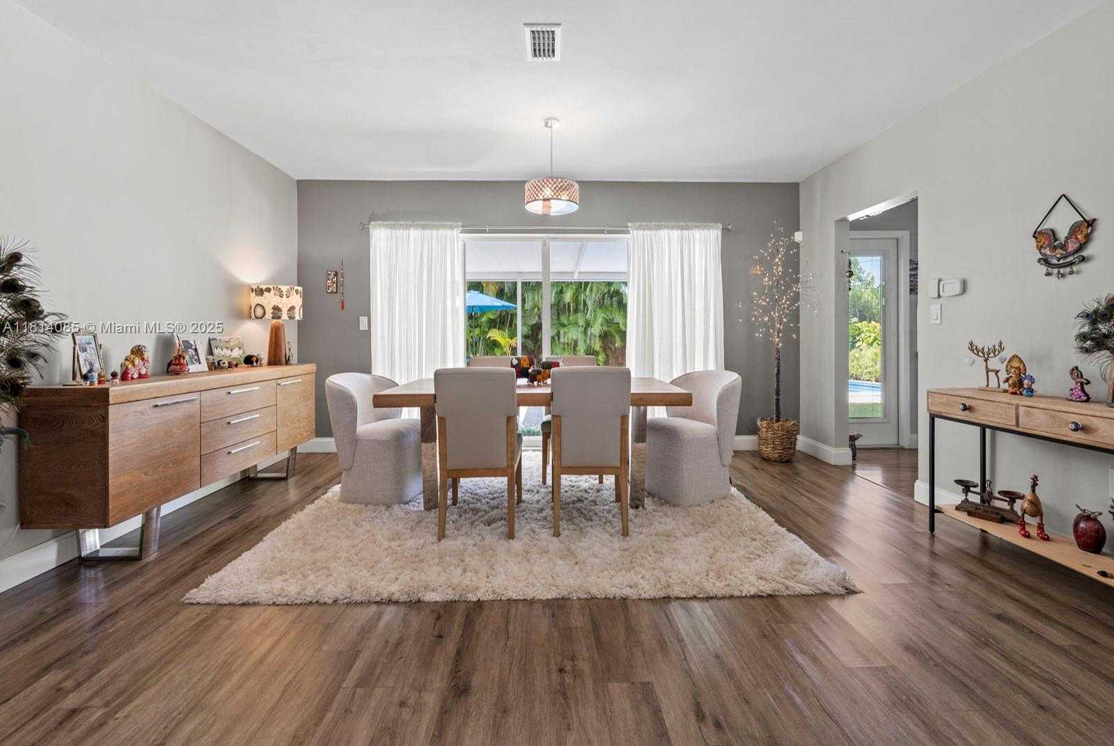 Small Image of 9200 SOUTH WEST 178TH TER, Palmetto Bay Number 5