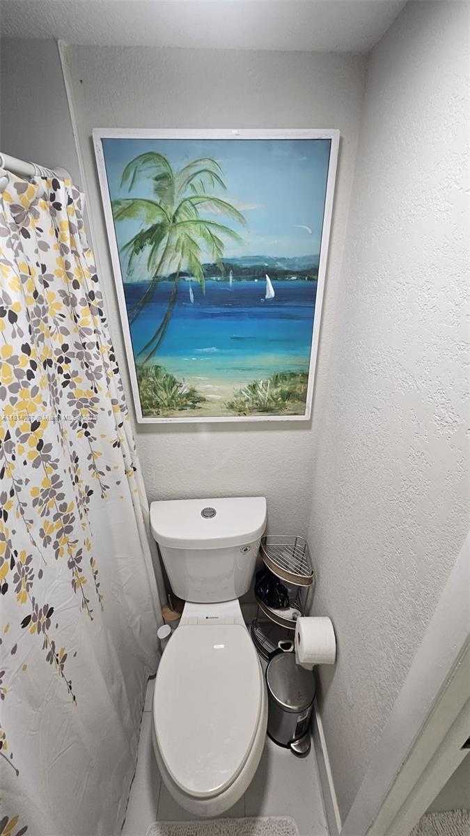 Small Image of 6251 NORTH WEST 12TH CT, Sunrise Number 13