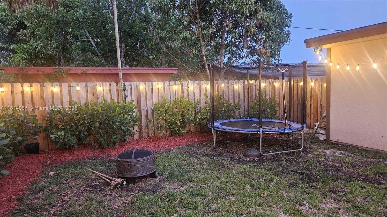 Small Image of 6251 NORTH WEST 12TH CT, Sunrise Number 14