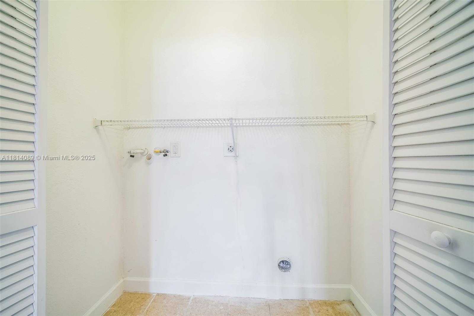 Small Image of 3223 SOUTH EAST 2ND DR, Homestead Number 13