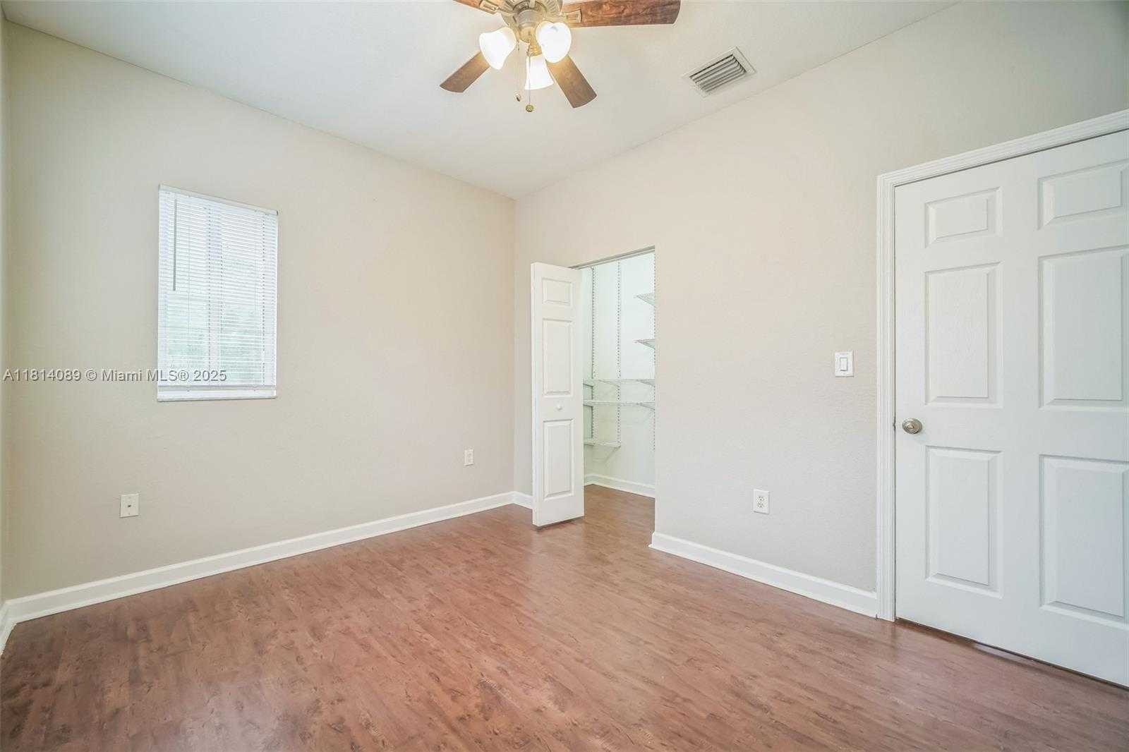 Small Image of 3223 SOUTH EAST 2ND DR, Homestead Number 21