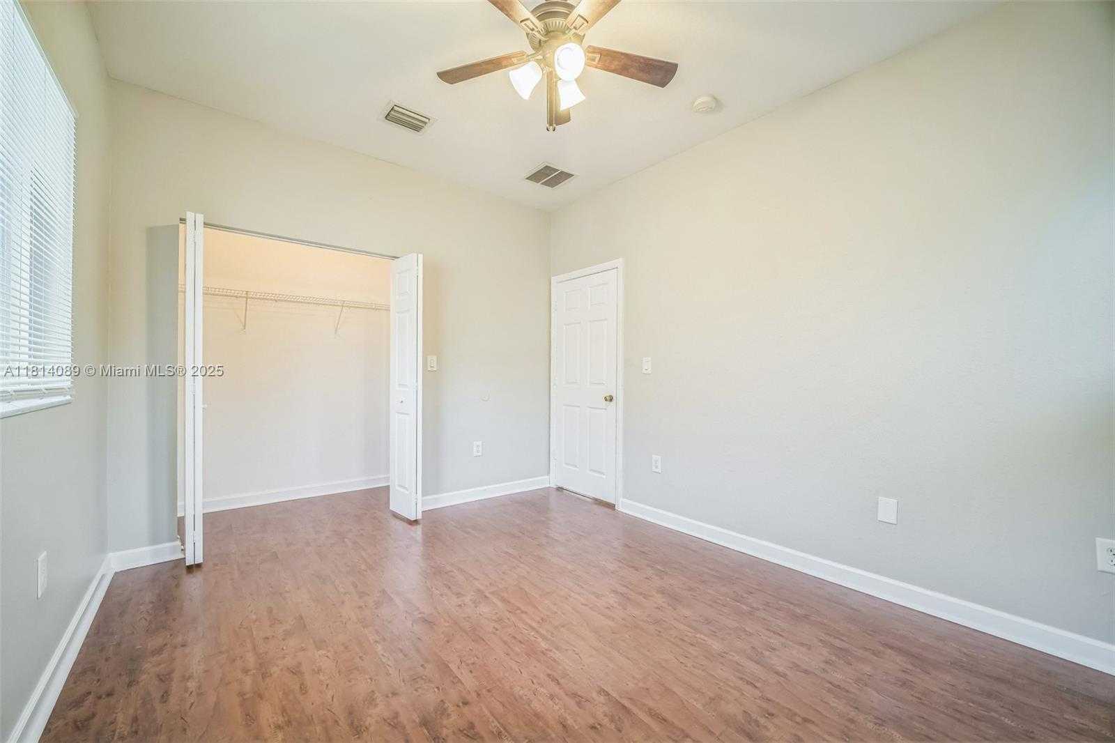 Small Image of 3223 SOUTH EAST 2ND DR, Homestead Number 25