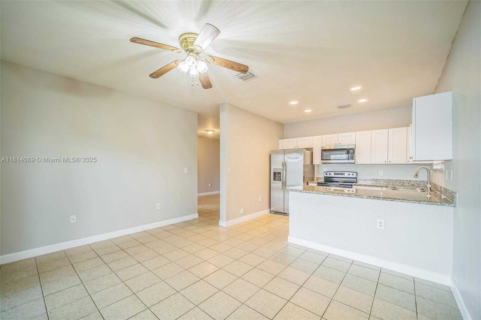 Small Image of 3223 SOUTH EAST 2ND DR, Homestead Number 5