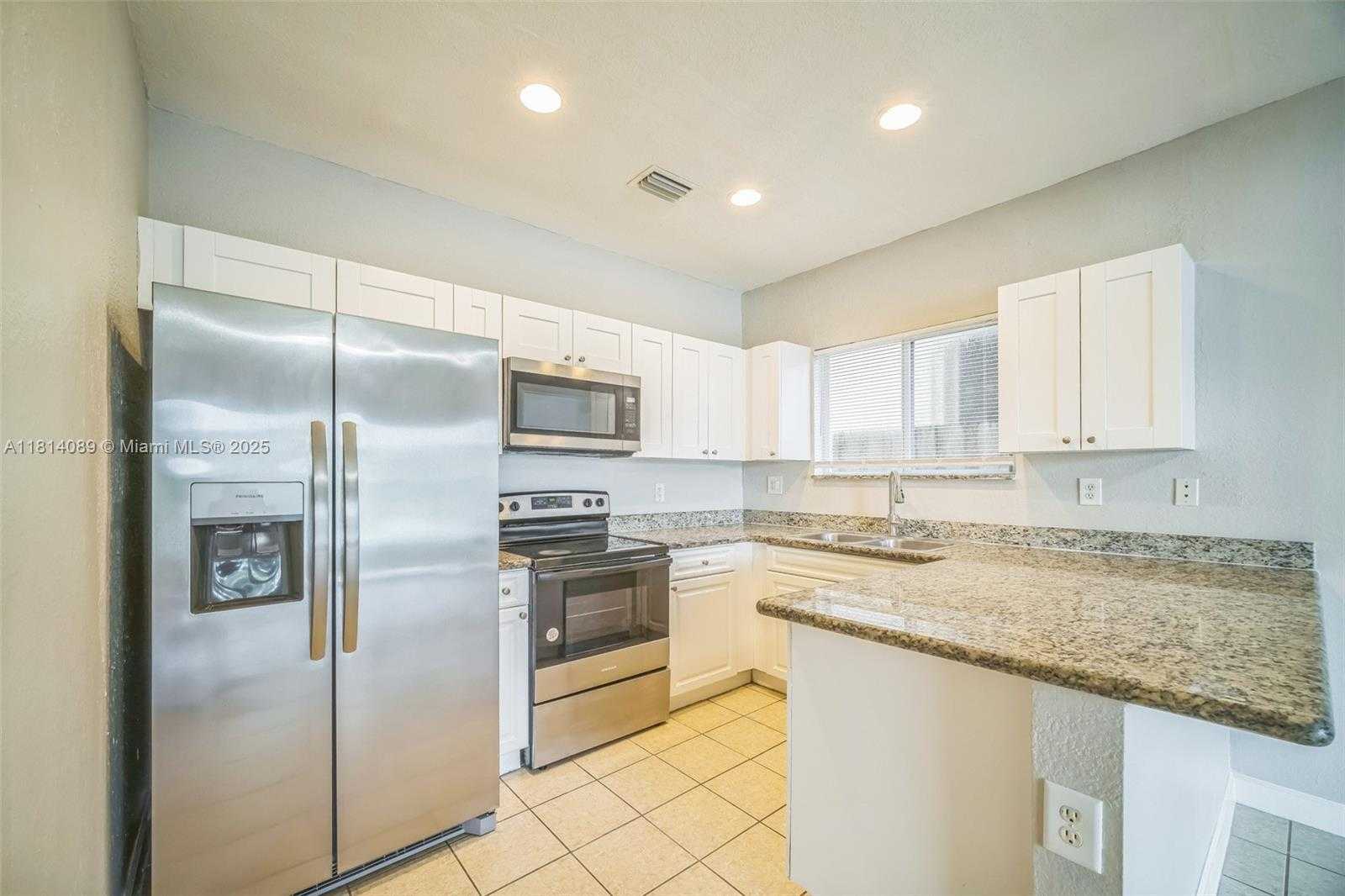 Small Image of 3223 SOUTH EAST 2ND DR, Homestead Number 6