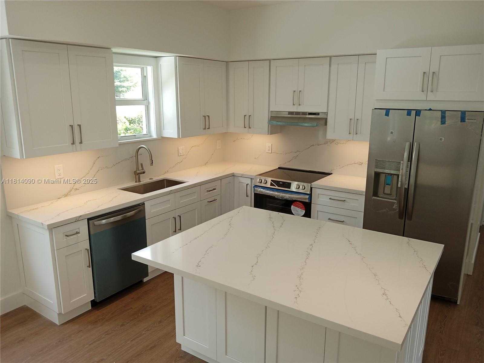 Small Image of 117 FLORIDA AVE, Coral Gables Number 6