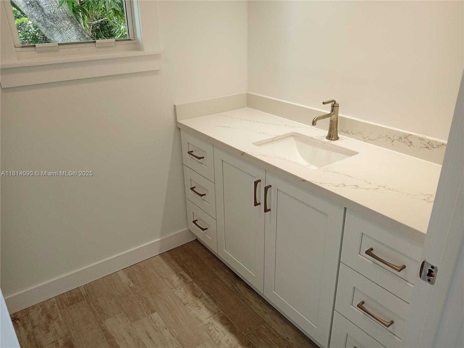 Small Image of 117 FLORIDA AVE, Coral Gables Number 9