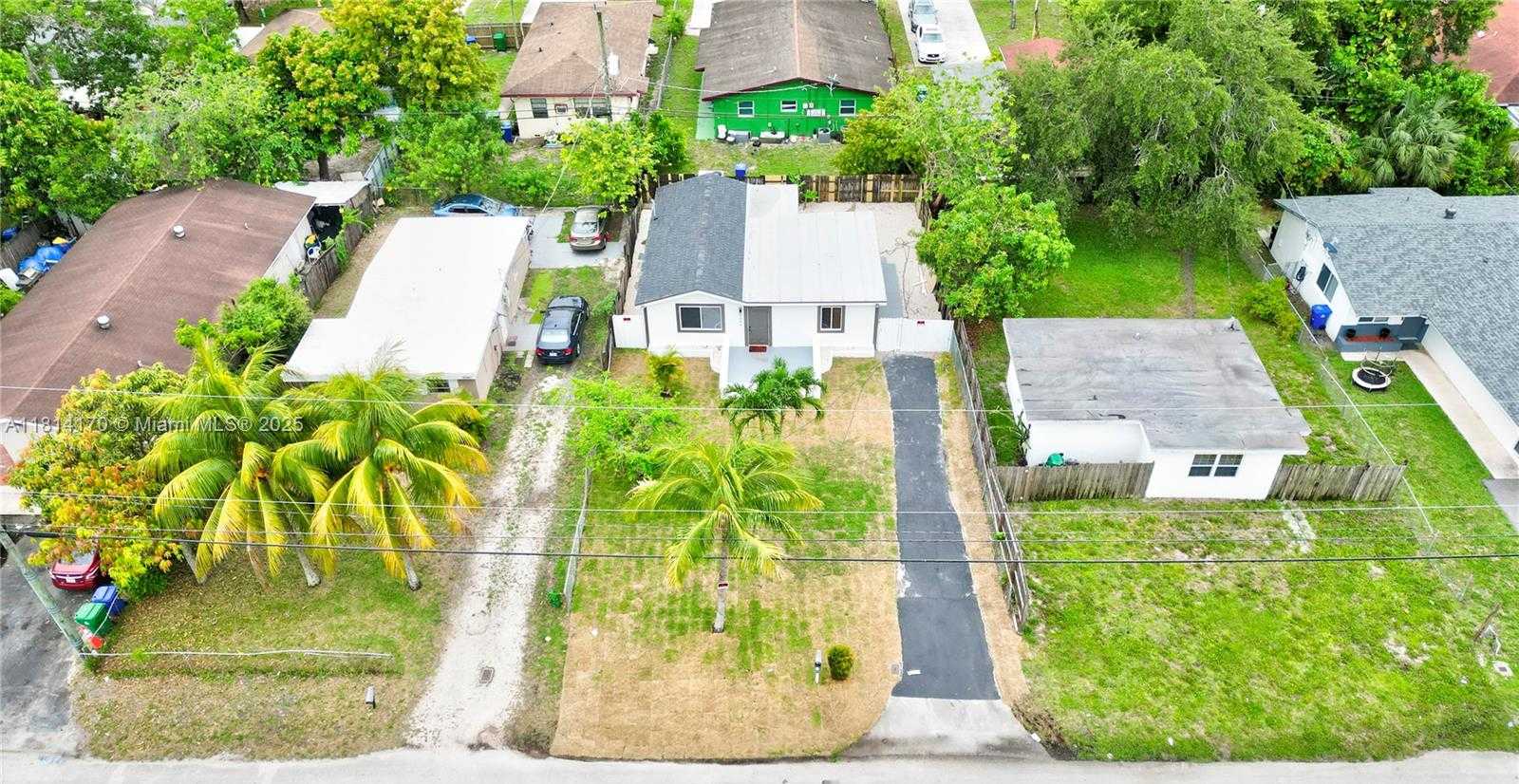Small Image of 6044 SOUTH WEST 37TH ST, Miramar Number 41
