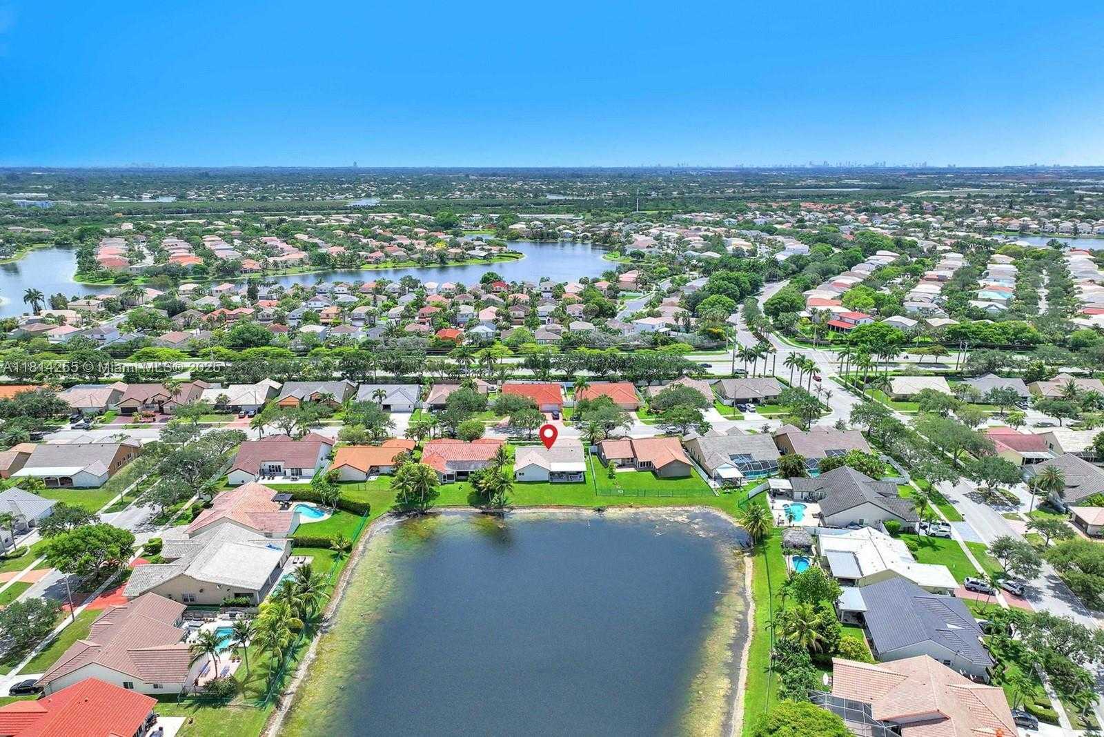 Small Image of 1240 NORTH WEST 161ST AVE, Pembroke Pines Number 3