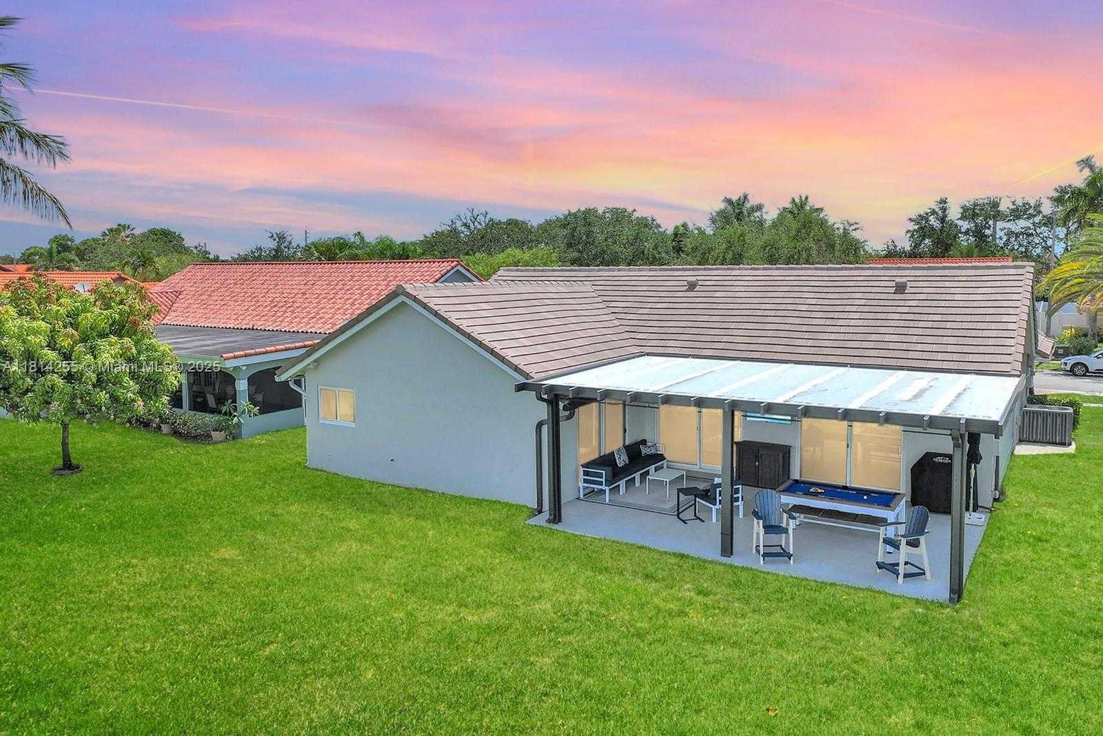 Small Image of 1240 NORTH WEST 161ST AVE, Pembroke Pines Number 37
