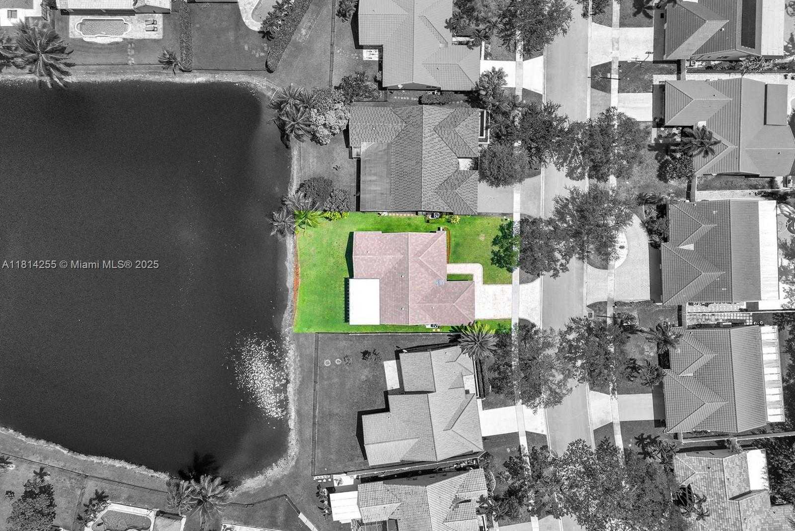 Small Image of 1240 NORTH WEST 161ST AVE, Pembroke Pines Number 4
