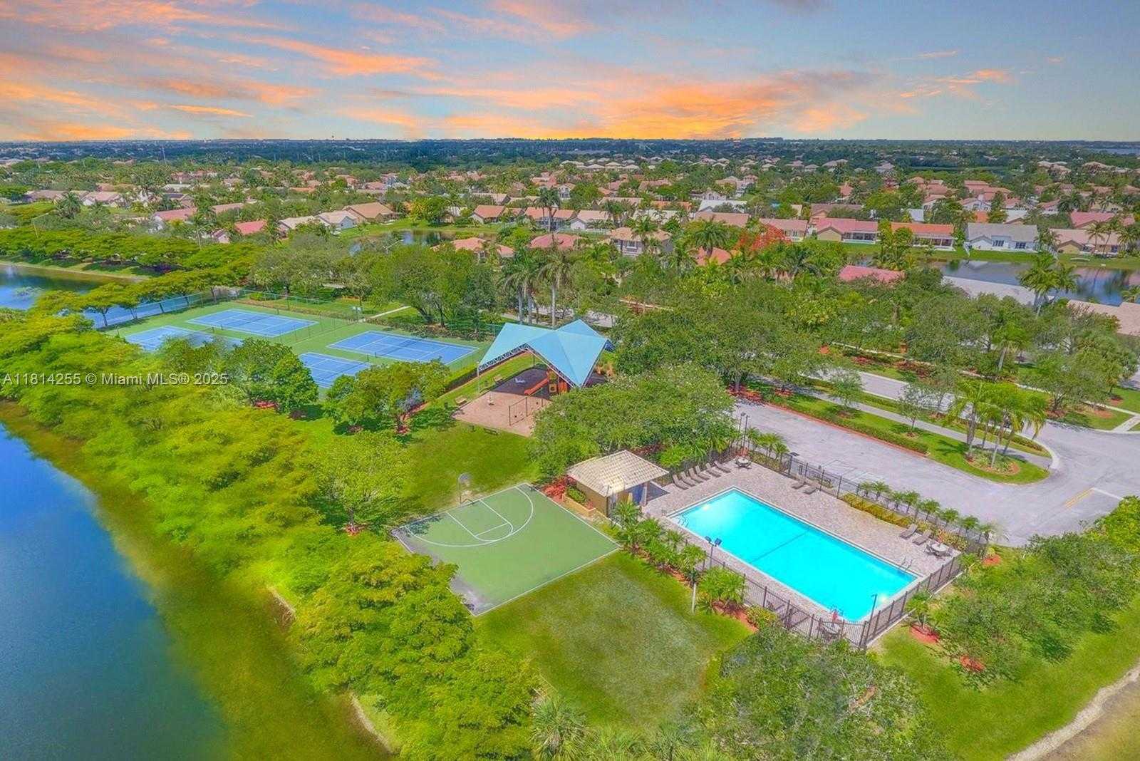 Small Image of 1240 NORTH WEST 161ST AVE, Pembroke Pines Number 51