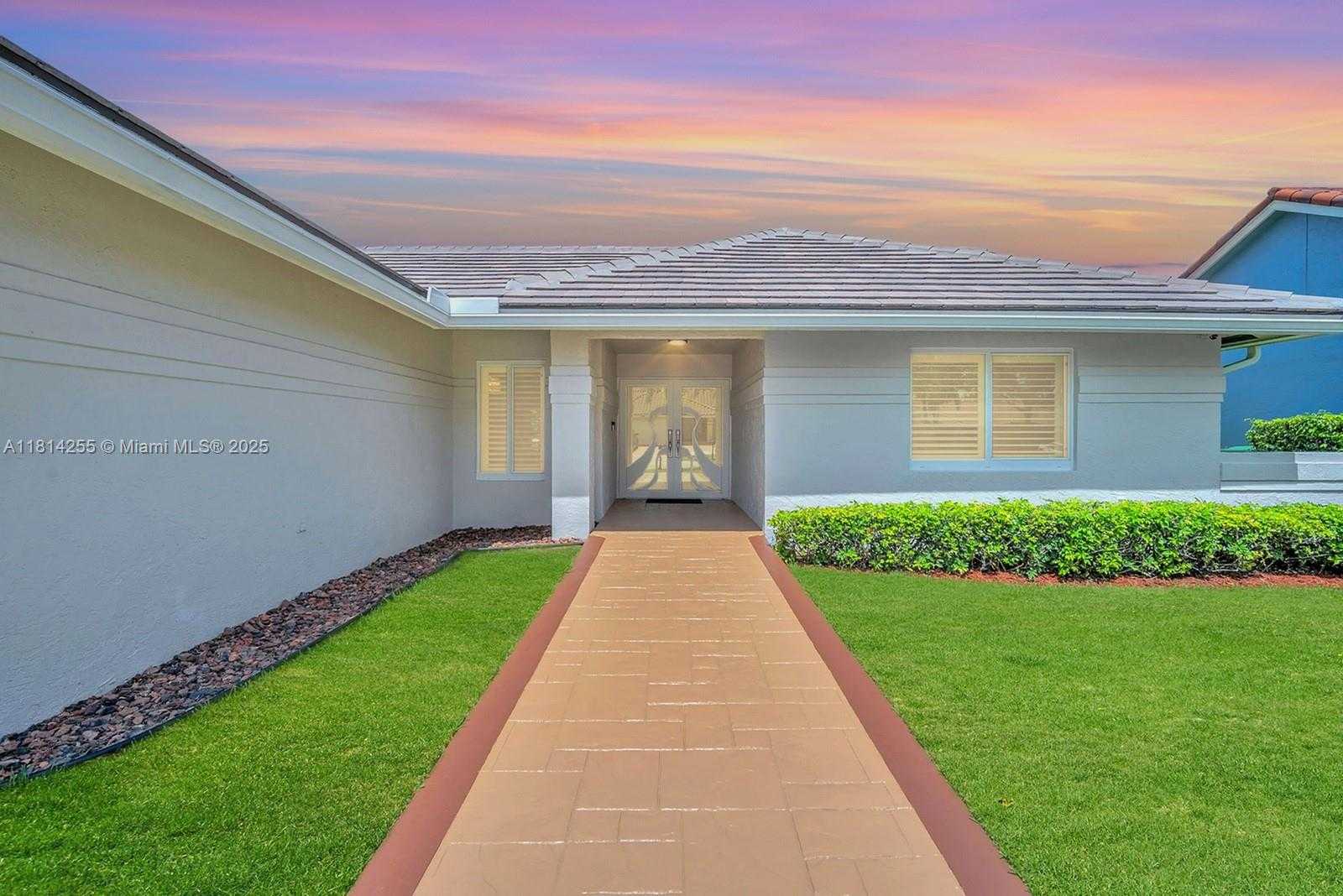 Small Image of 1240 NORTH WEST 161ST AVE, Pembroke Pines Number 7
