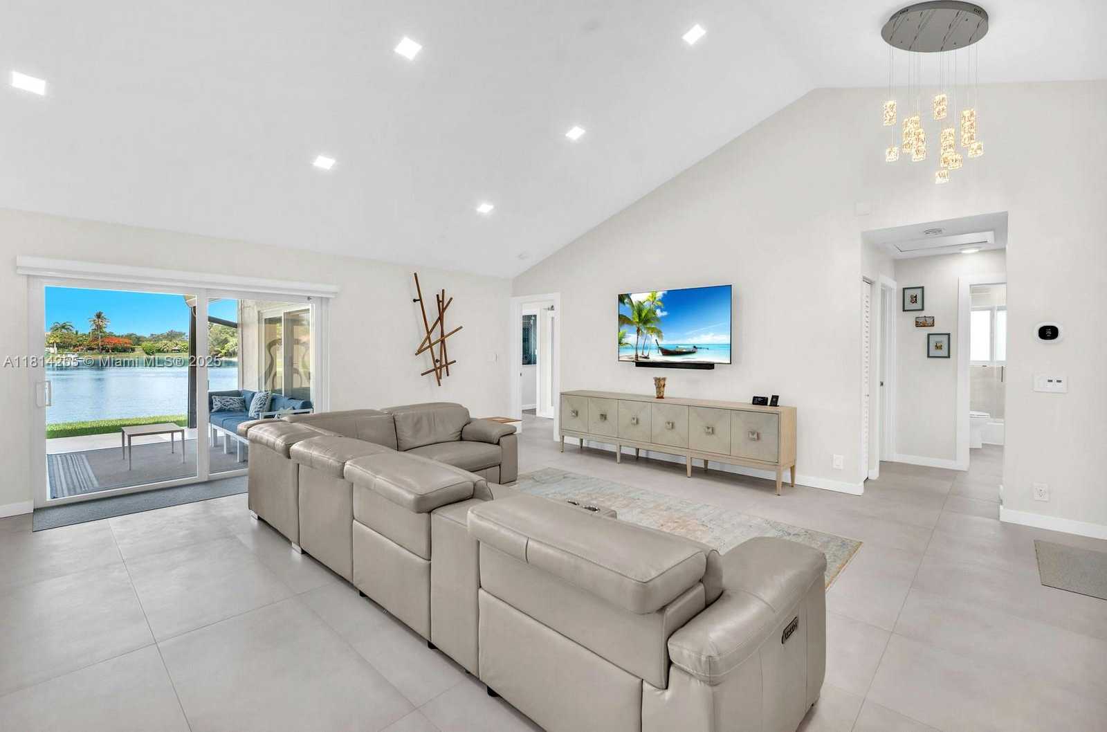 Small Image of 1240 NORTH WEST 161ST AVE, Pembroke Pines Number 9