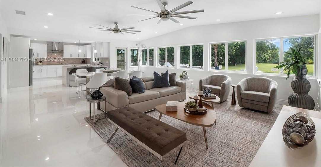 Small Image of 224 EAST ACRE DR, Plantation Number 11
