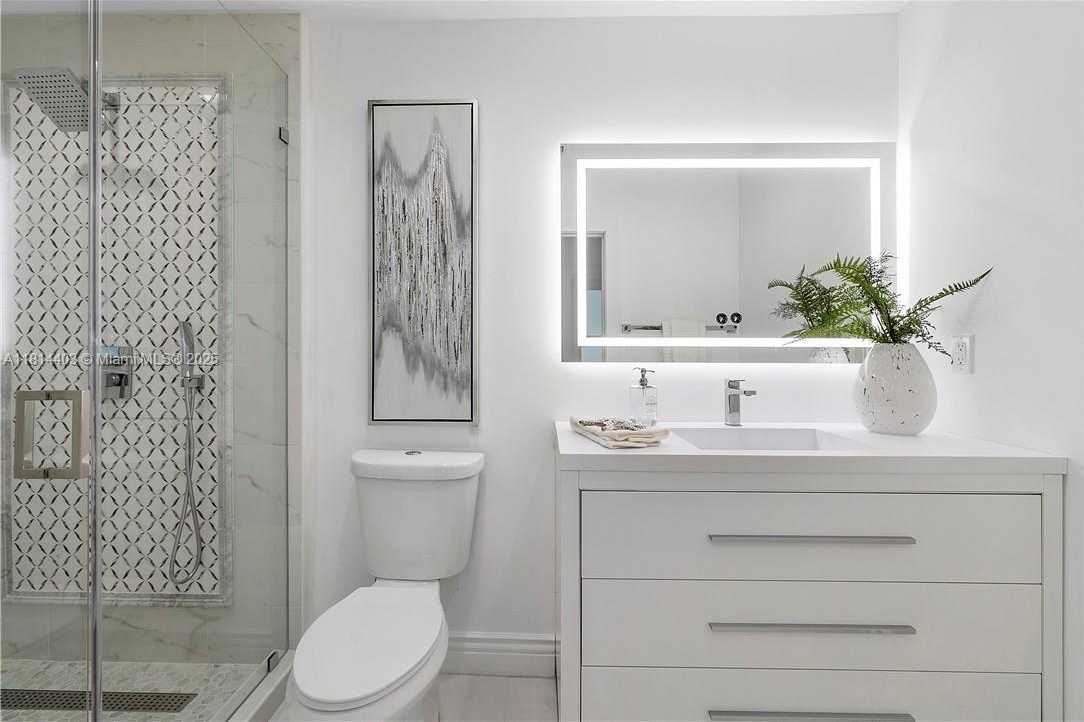 Small Image of 224 EAST ACRE DR, Plantation Number 31