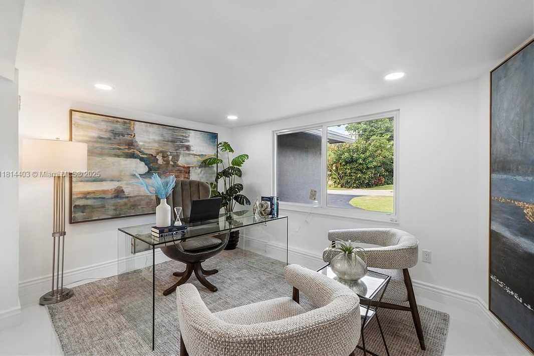 Small Image of 224 EAST ACRE DR, Plantation Number 32