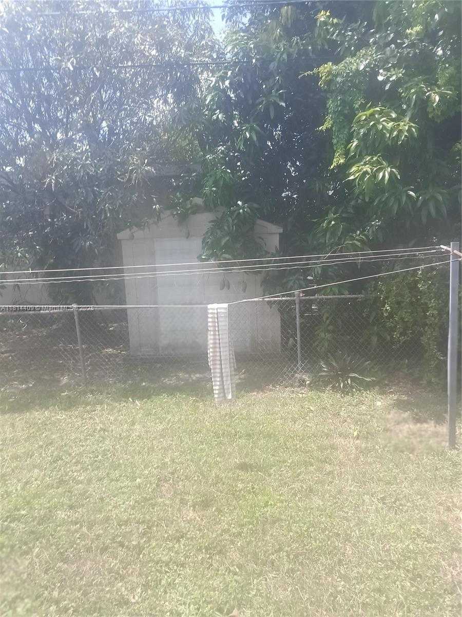 Small Image of 1828 NORTH WEST 58TH ST, Miami Number 19