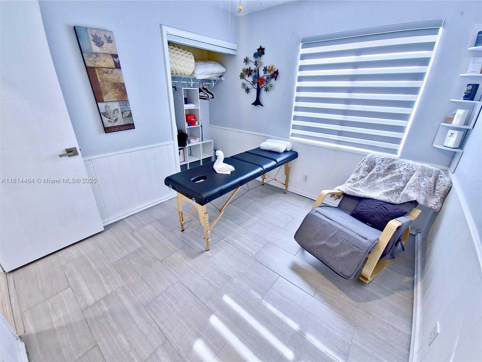 Small Image of 1720 SOUTH WEST 64TH AVE, North Lauderdale Number 25