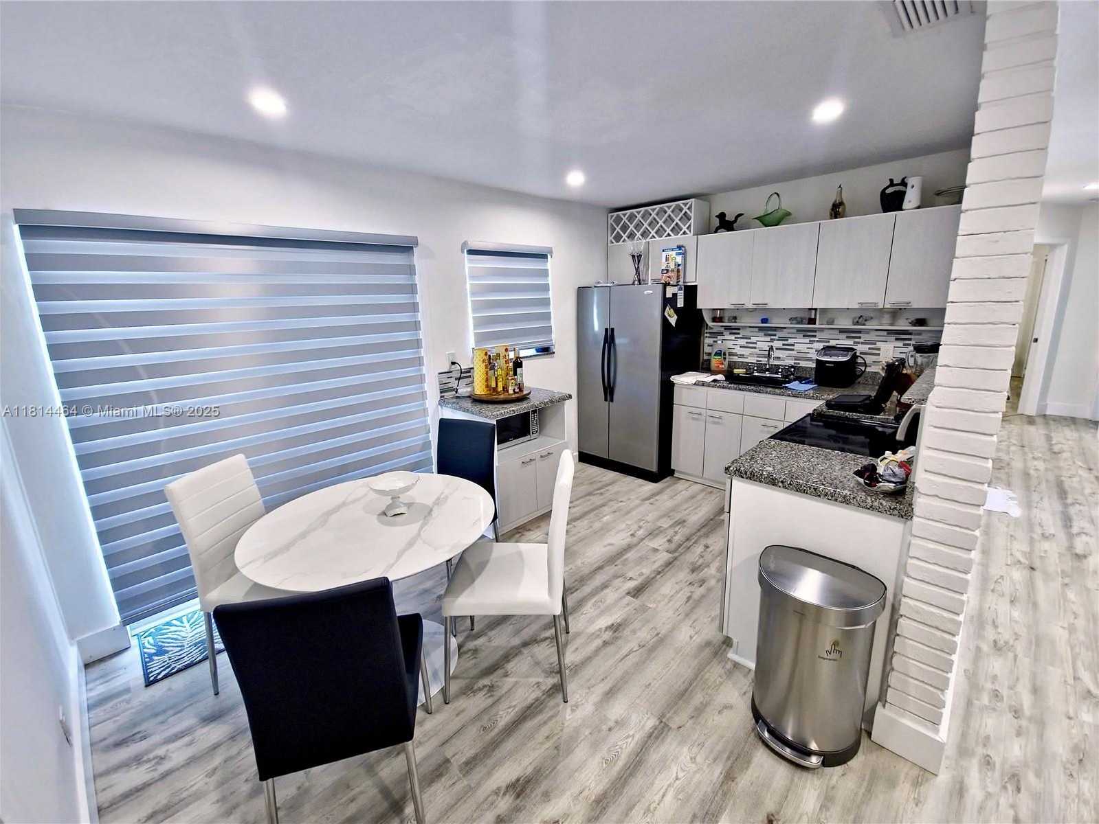Small Image of 1720 SOUTH WEST 64TH AVE, North Lauderdale Number 8
