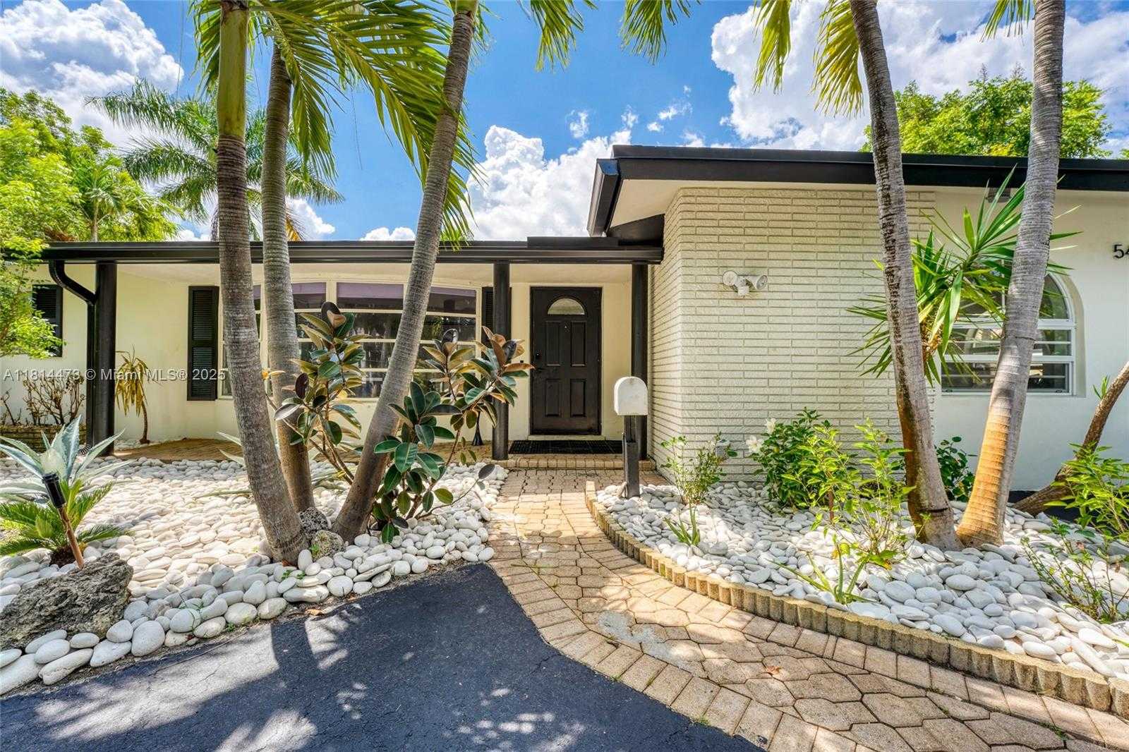 Small Image of 5451 NORTH EAST 22ND AVE, Fort Lauderdale Number 2