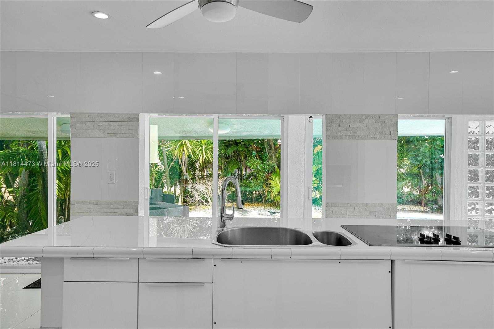 Small Image of 5451 NORTH EAST 22ND AVE, Fort Lauderdale Number 20