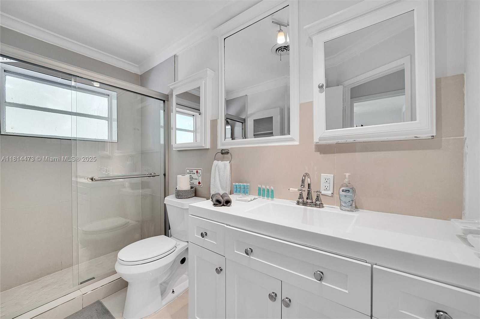 Small Image of 5451 NORTH EAST 22ND AVE, Fort Lauderdale Number 26