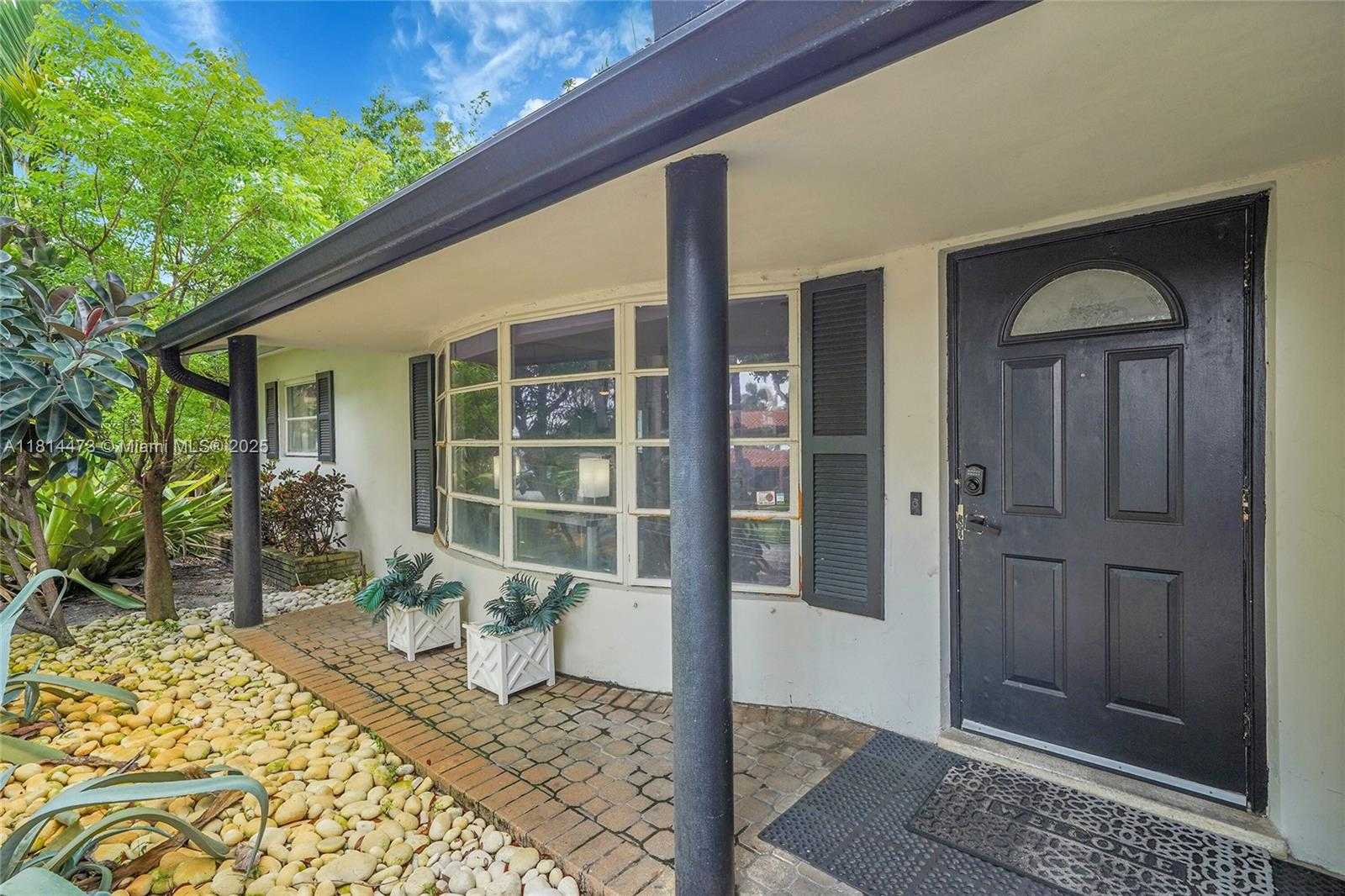 Small Image of 5451 NORTH EAST 22ND AVE, Fort Lauderdale Number 4