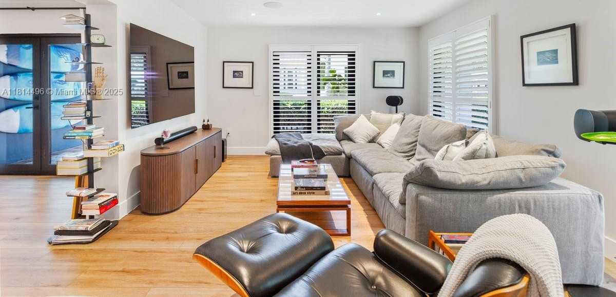 Small Image of 600 ALLENDALE RD, Key Biscayne Number 12