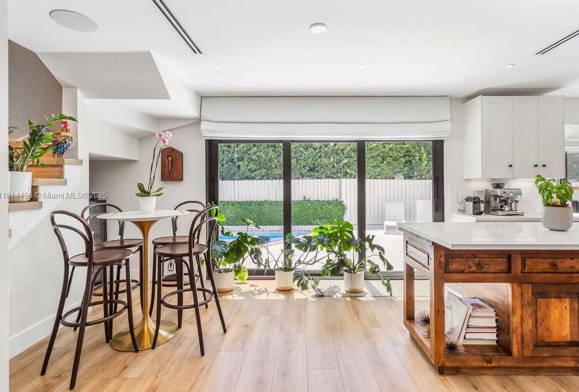 Small Image of 600 ALLENDALE RD, Key Biscayne Number 25