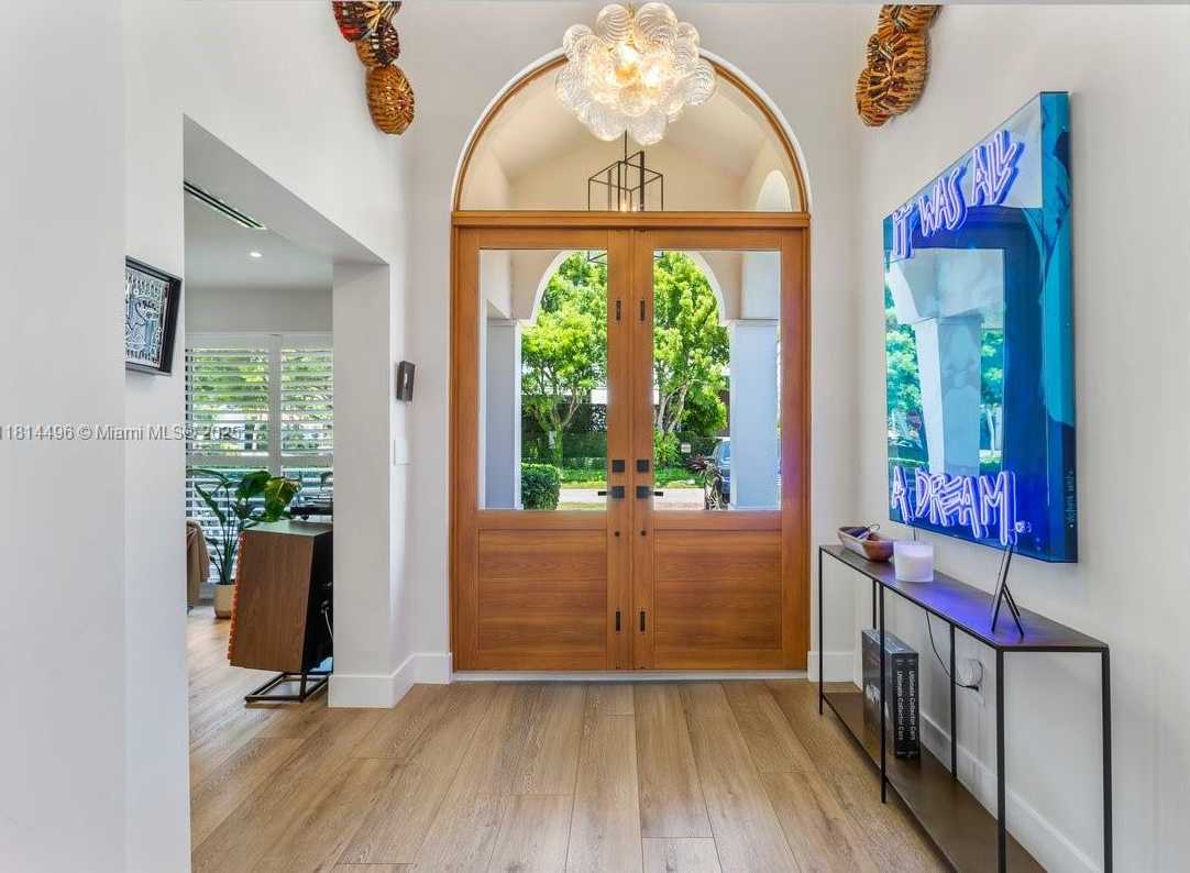 Small Image of 600 ALLENDALE RD, Key Biscayne Number 5